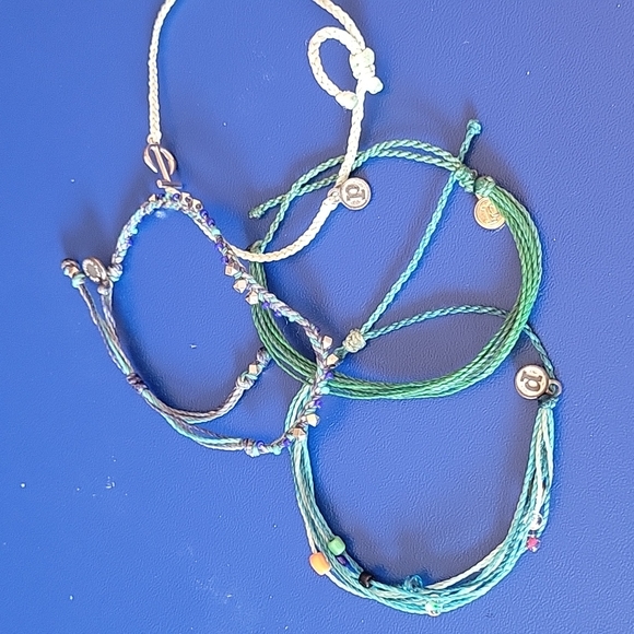Pura Vida Bracelets - Picture 1 of 4